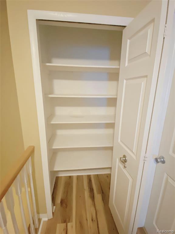407 Fox Hills Drive N, Bloomfield Hills, MI 48304 — Photo 12