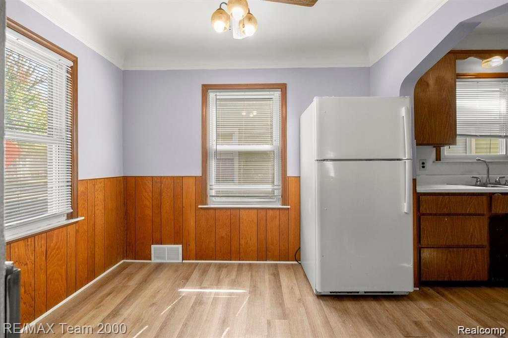 4805 HELEN Street, Dearborn, MI 48126 — Photo 11