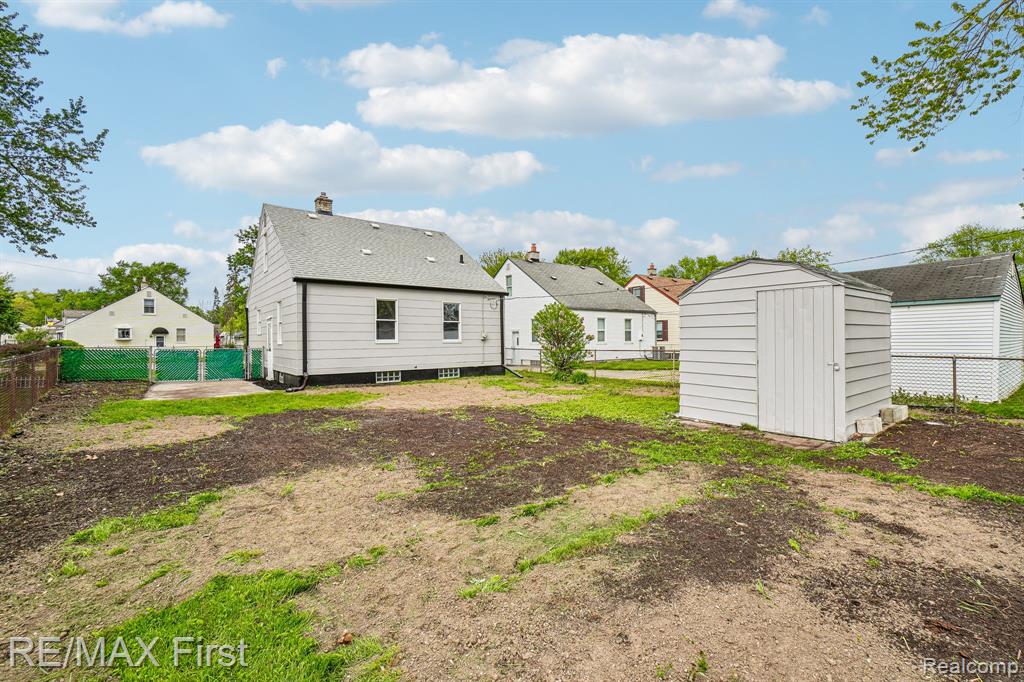 547 Leroy Avenue, Clawson, MI — Photo 23