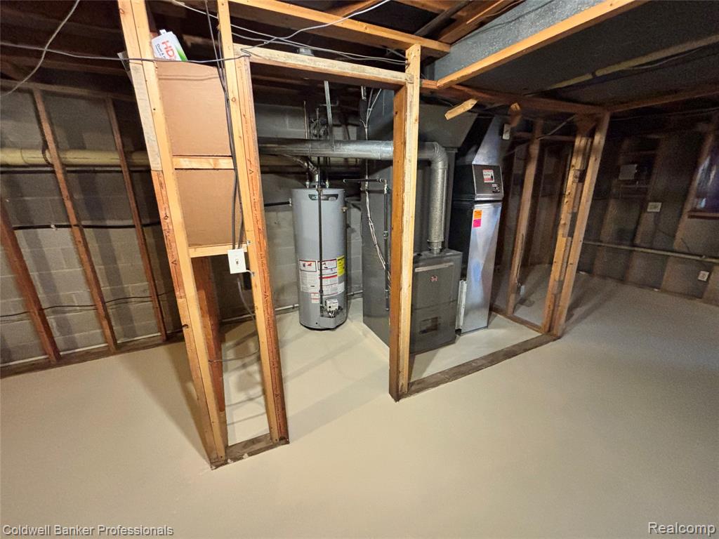 Furnace and hot water tank