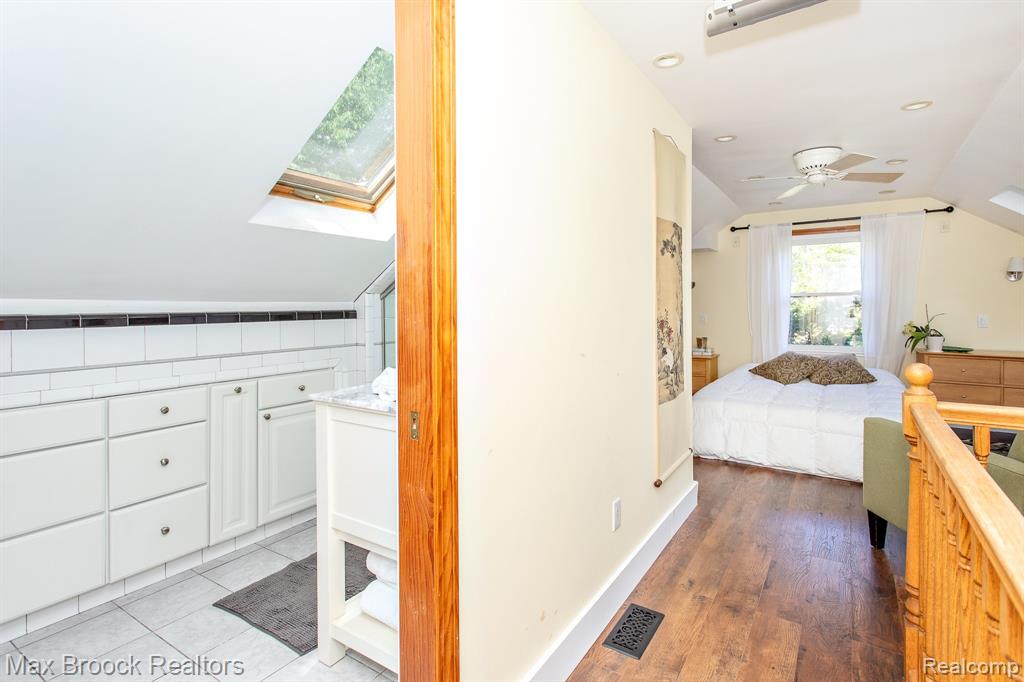 10564 Lasalle Boulevard, Huntington Woods, MI — Photo 25