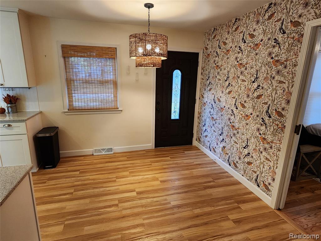 213 E Vates Street, Frankenmuth, MI 48734 — Photo 12