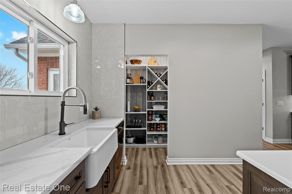 9032 Palmers Way Drive, Fenton, MI 48430 — Photo 13