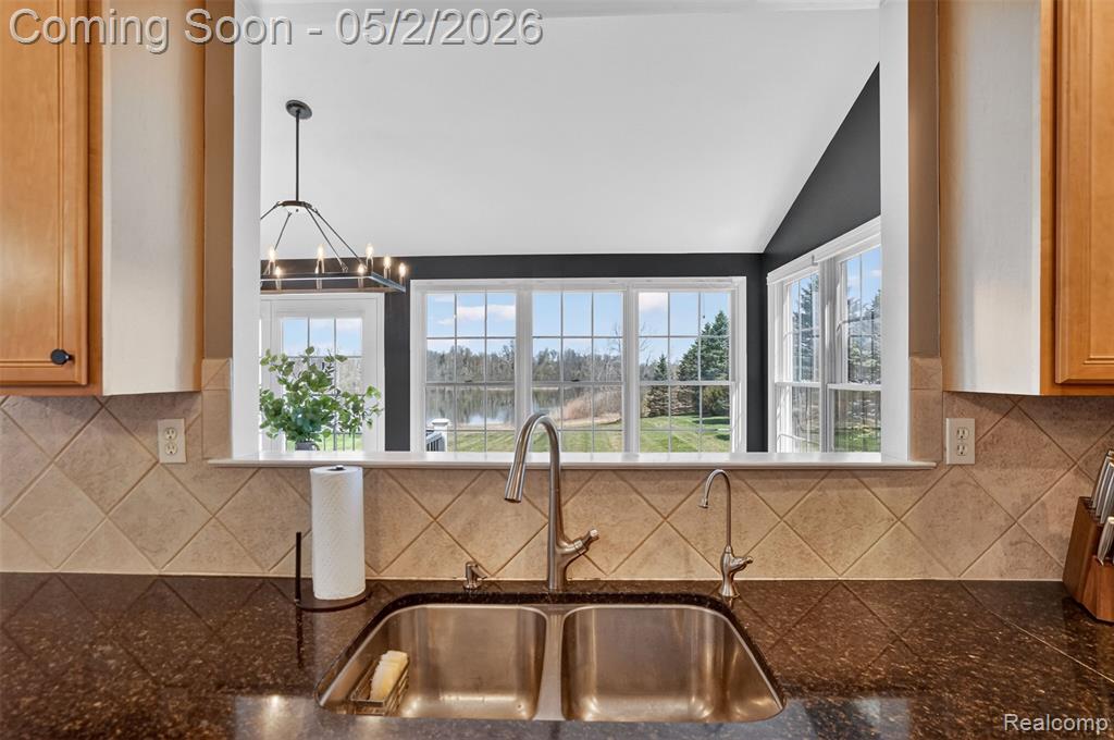 3060 Exeter Drive, Milford, MI 48380 — Photo 19