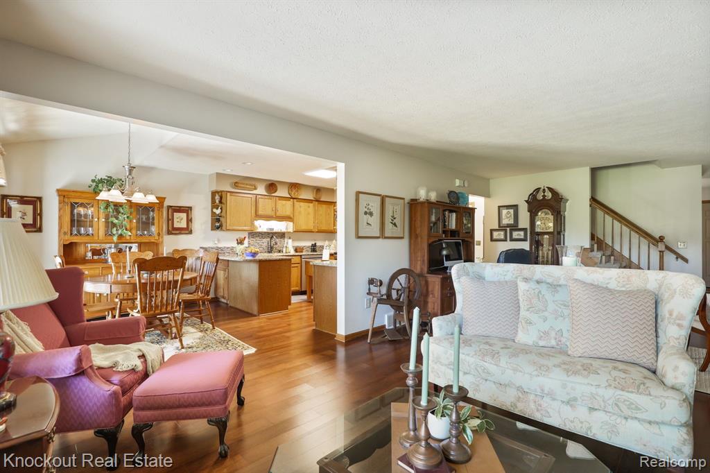 57 PINE GROVE Drive, Frankenmuth, MI 48734 — Photo 12