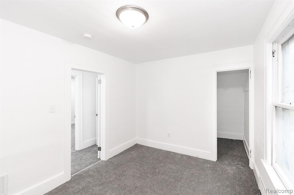 12544 E CANFIELD Street, Detroit, MI 48215 — Photo 23