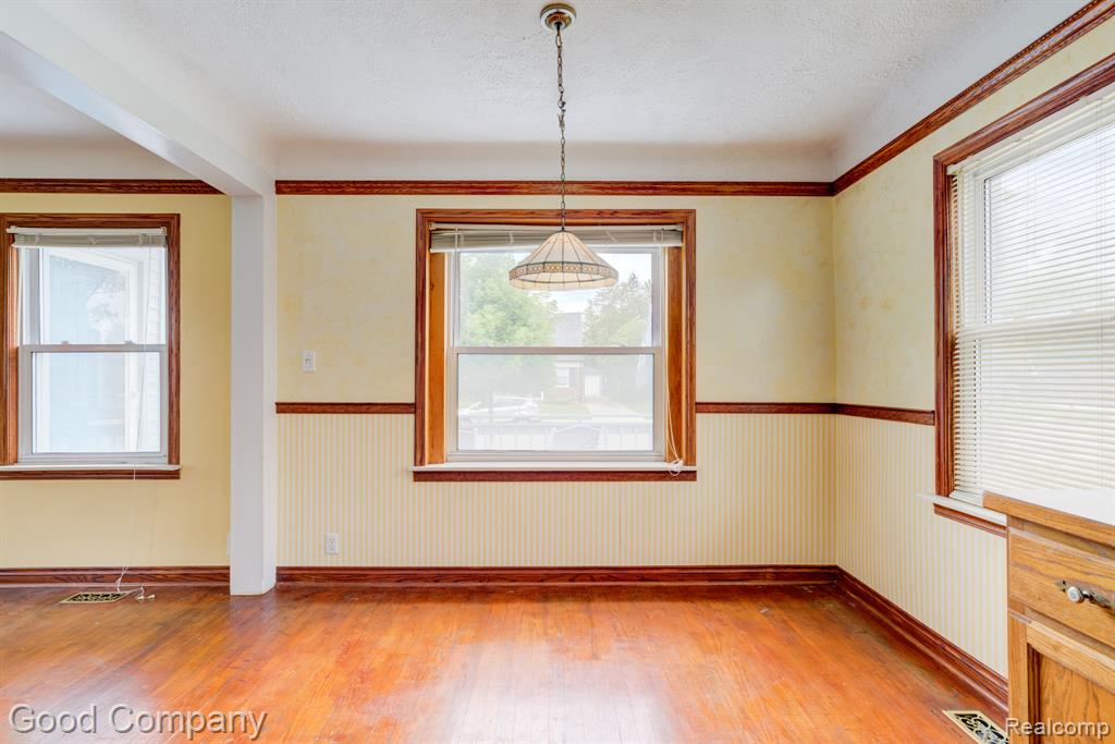 1355 Harvard Road, Berkley, MI 48072 — Photo 13