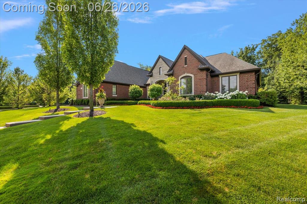 3071 Emeraude Court, Rochester, MI 48306 — Photo 2