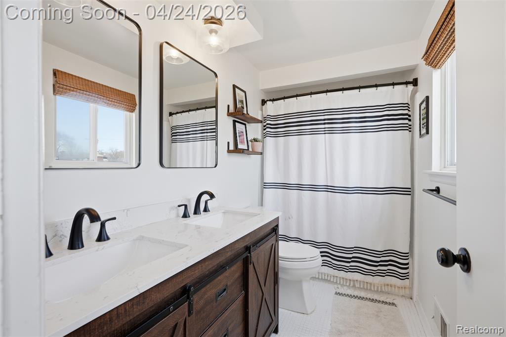 14820 Talbot Street, Oak Park, MI 48237 — Photo 19