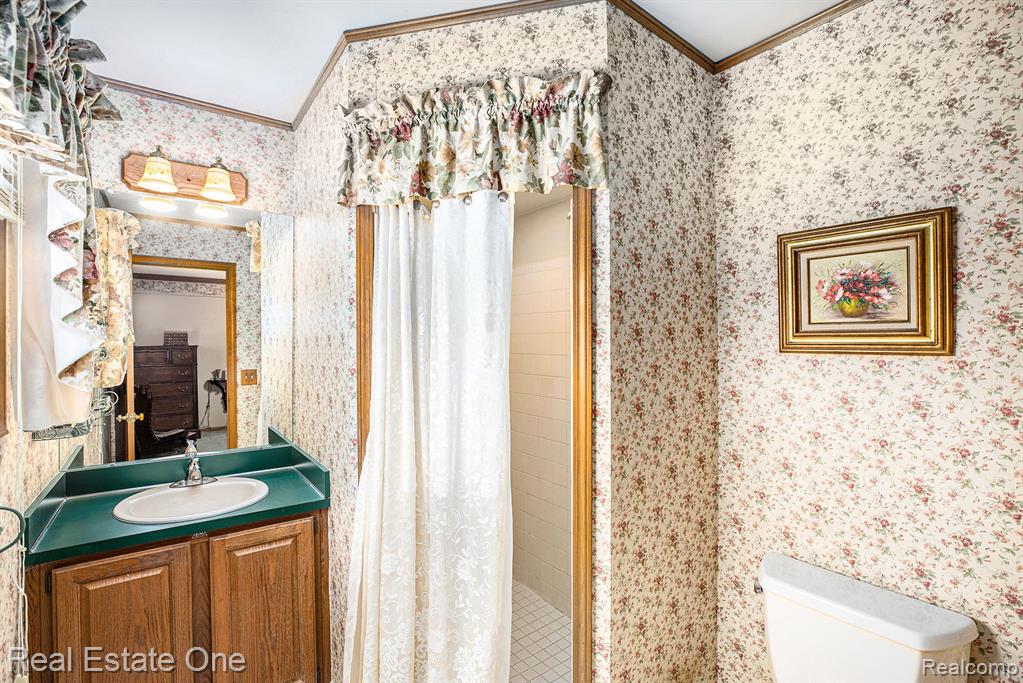 5193 Crowfoot Drive, Troy, MI 48085 — Photo 19
