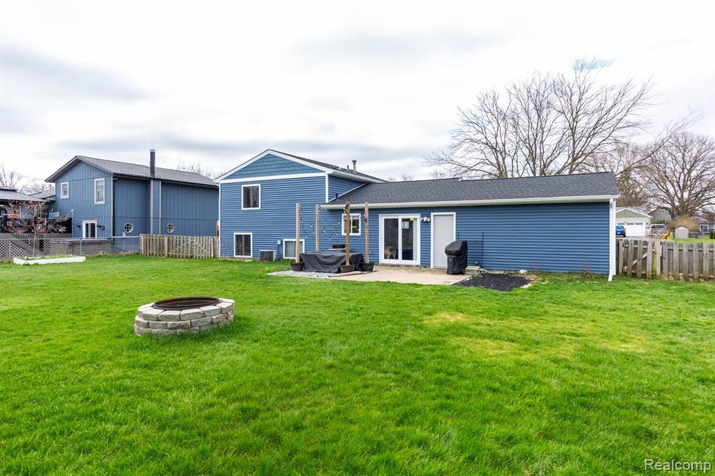 613 MURIEL Street, Pinckney, MI 48169 — Photo 21