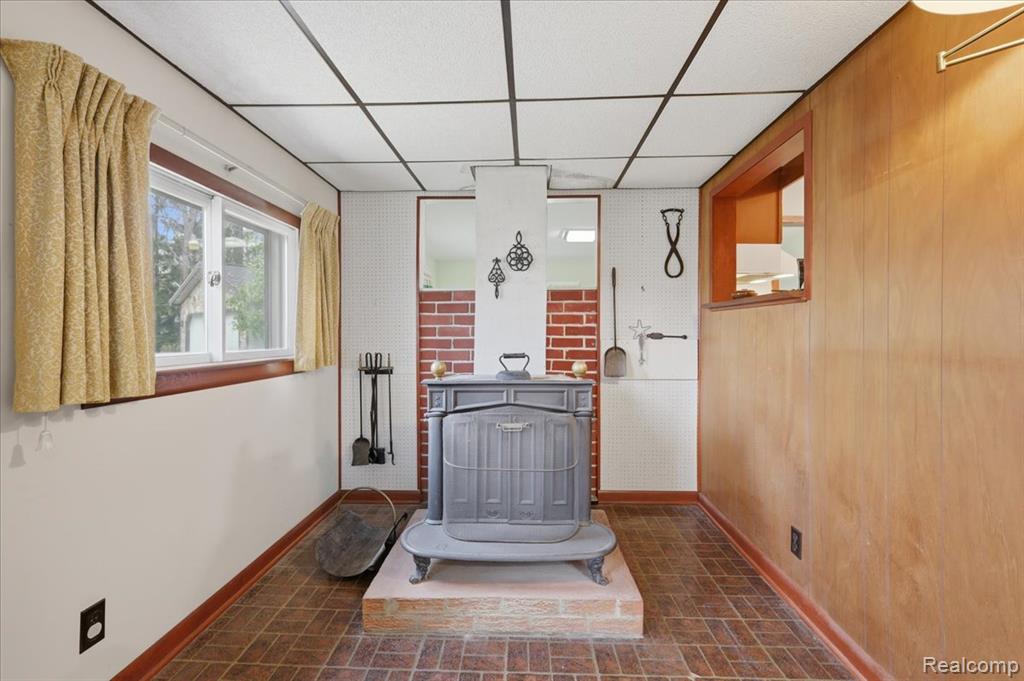 2811 Orange Grove Road, Waterford, MI 48329 — Photo 13