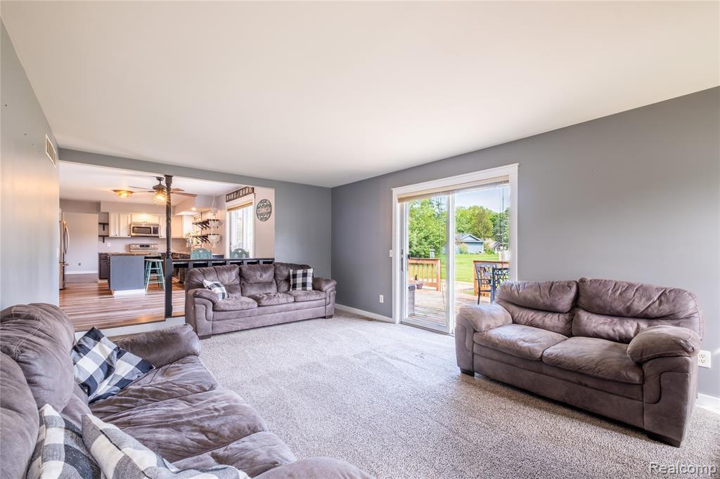 9359 Lochmoor Drive, Davison, MI 48423 — Photo 15