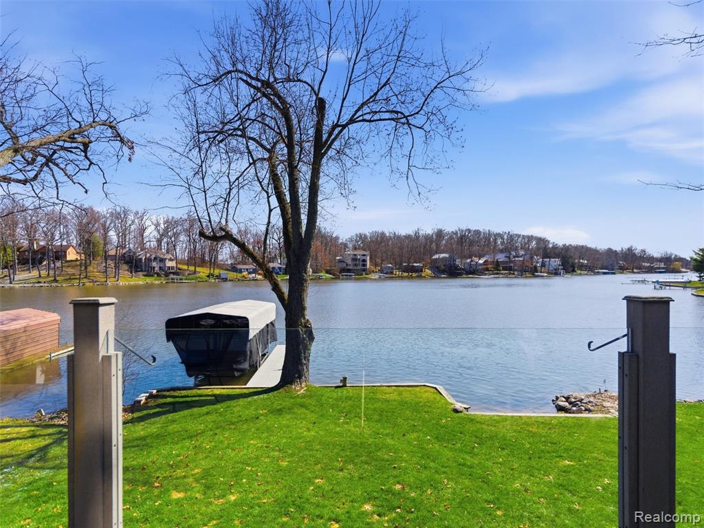 16475 Angle Drive, Linden, MI 48451 — Photo 2