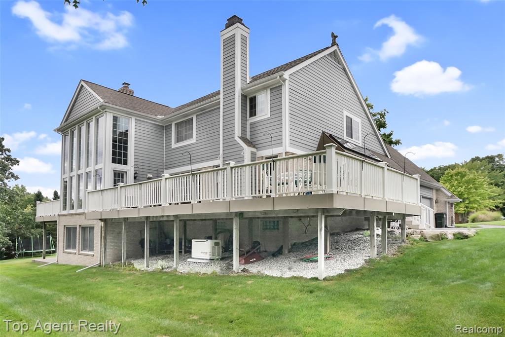 6369 Peach Tree Court, Rochester Hills, MI 48306 — Photo 48