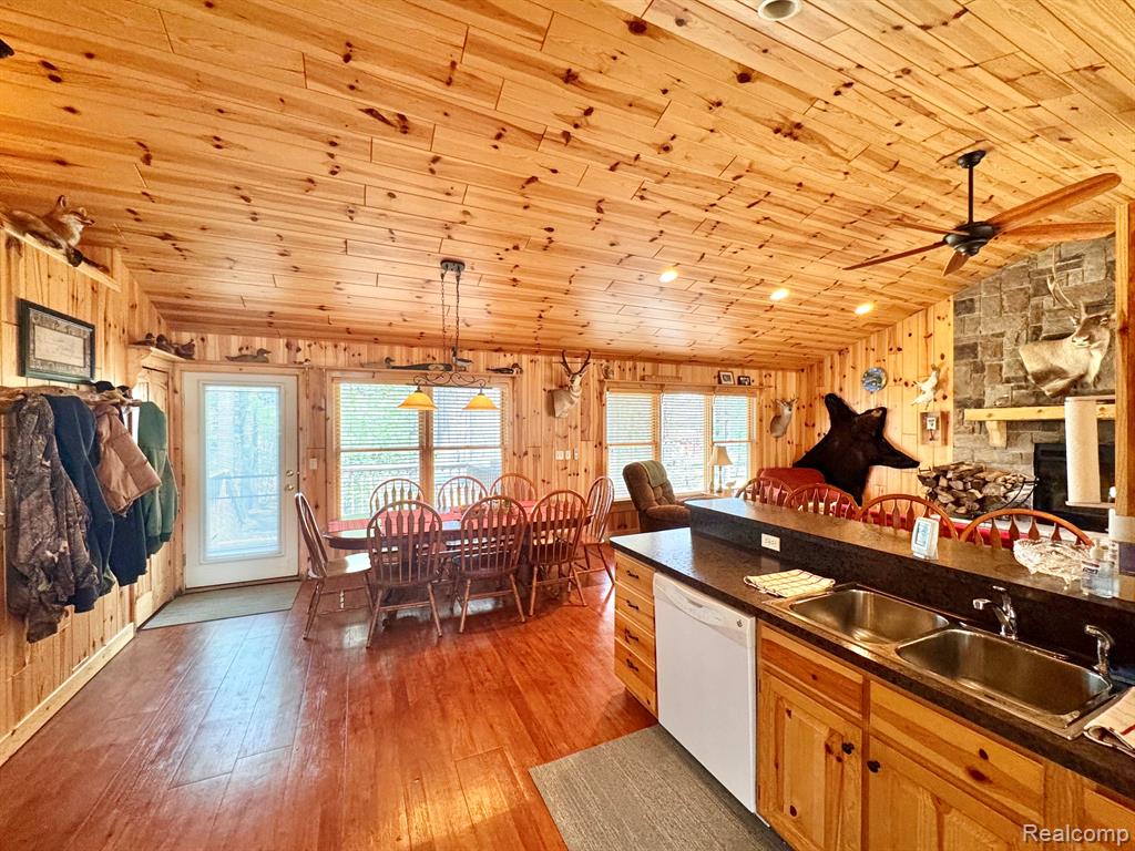 10931 ROBERTS RD N, Frederic, MI 49733 — Photo 7