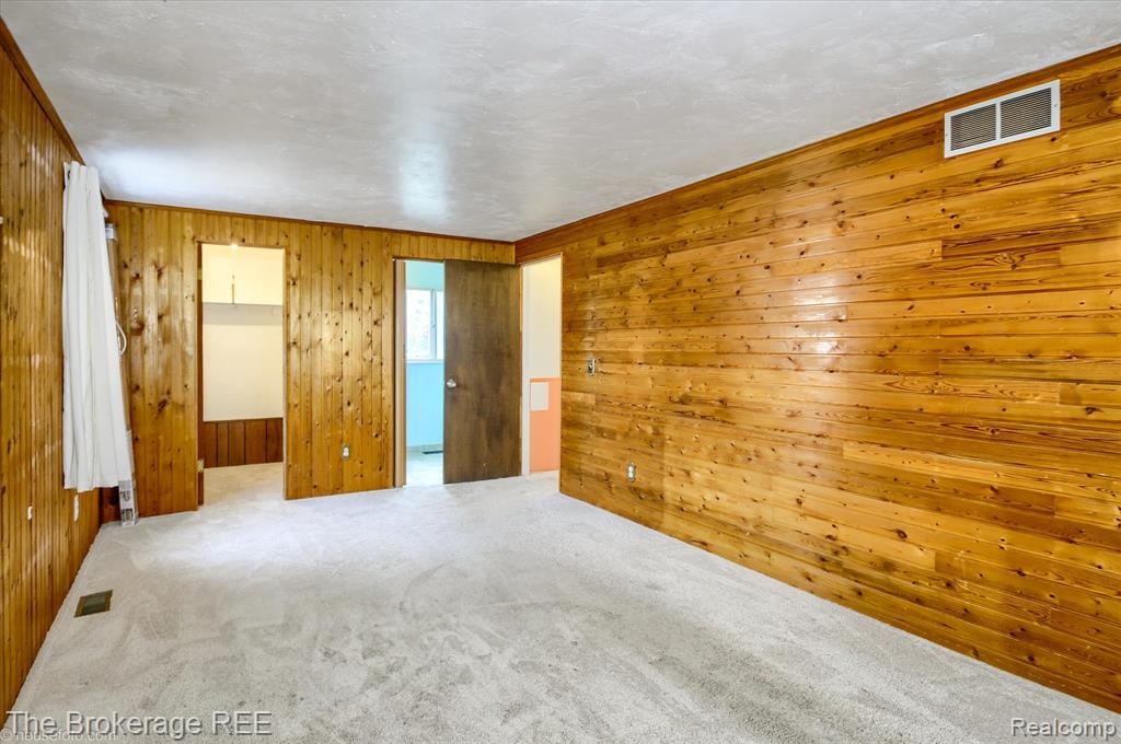 732 E Grand Blanc Road, Grand Blanc, MI 48439 — Photo 13