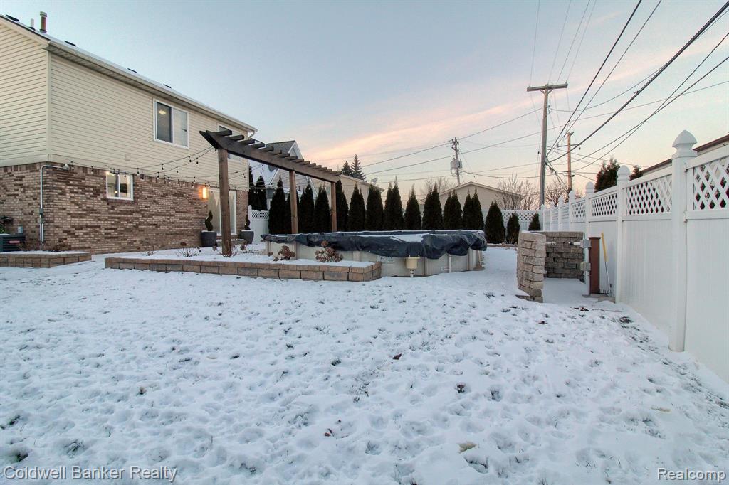 947 1ST Street, Wyandotte, MI 48192 — Photo 32