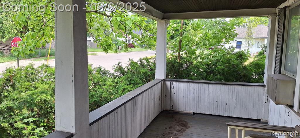 686 Lounsbury Avenue, Pontiac, MI 48340 — Photo 10