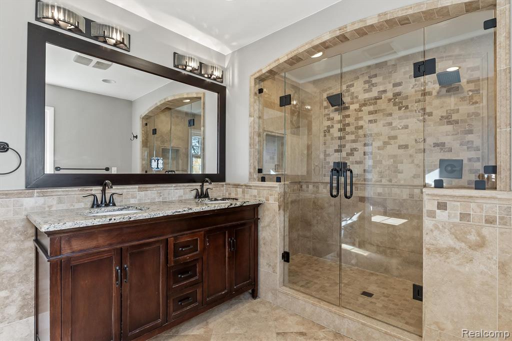 45100 W 10 Mile Road, Novi, MI — Photo 17