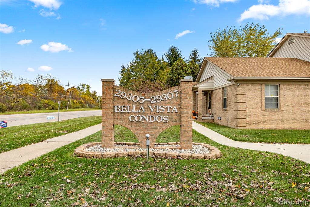 29307 W Jefferson Avenue, 14, Gibraltar, MI — Photo 2