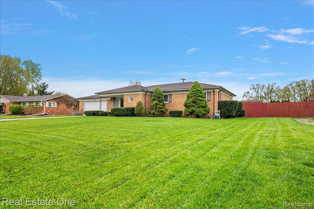 53223 Starlite Drive, Shelby Twp, MI 48316 — Photo 6