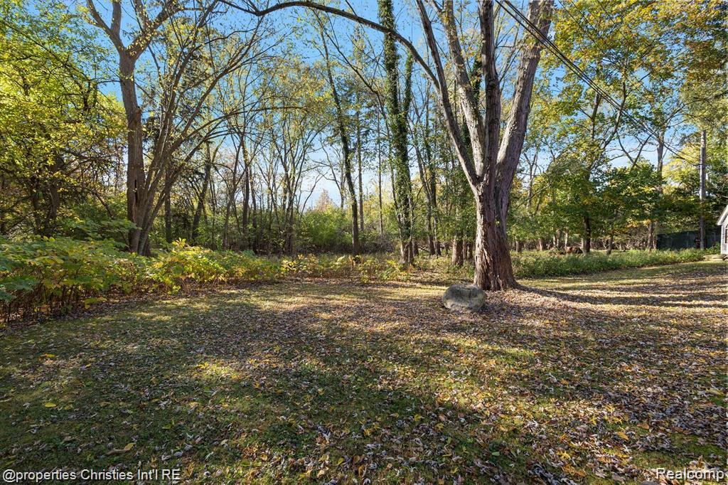 633 Hawthorne Street, Birmingham, MI 48009 — Photo 6
