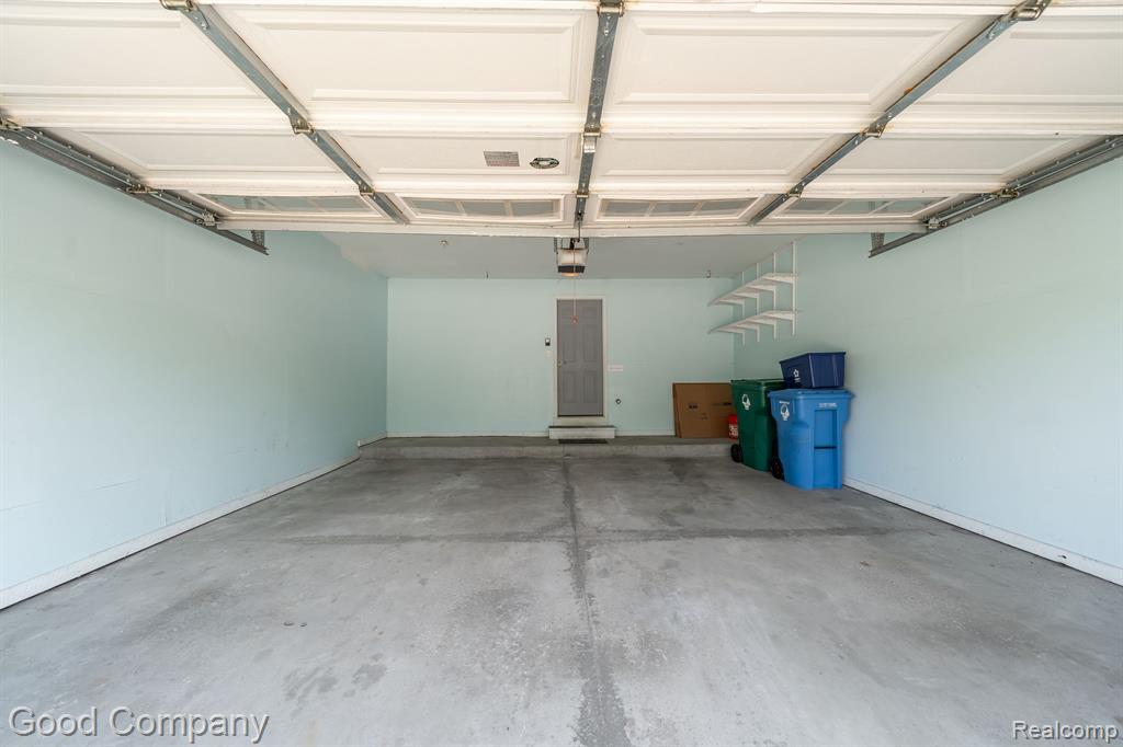 5201 Tamara Circle, Walled Lake, MI 48390 — Photo 19