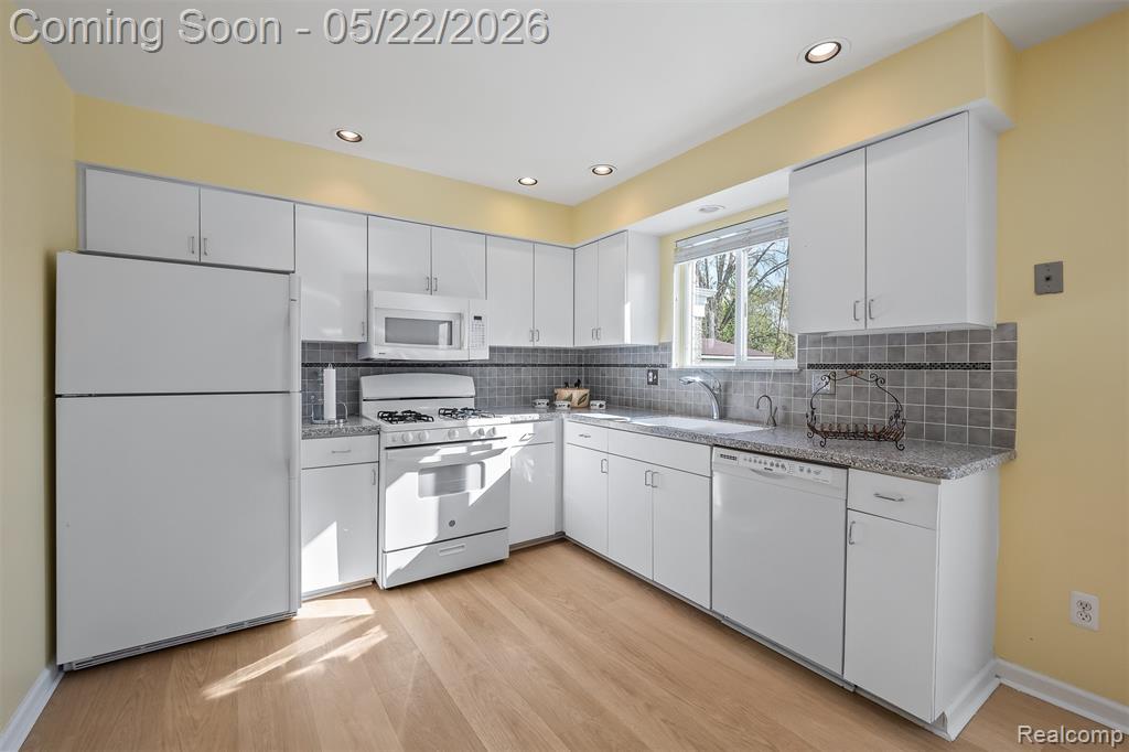 46972 McKenna Drive, Macomb, MI 48044 — Photo 6