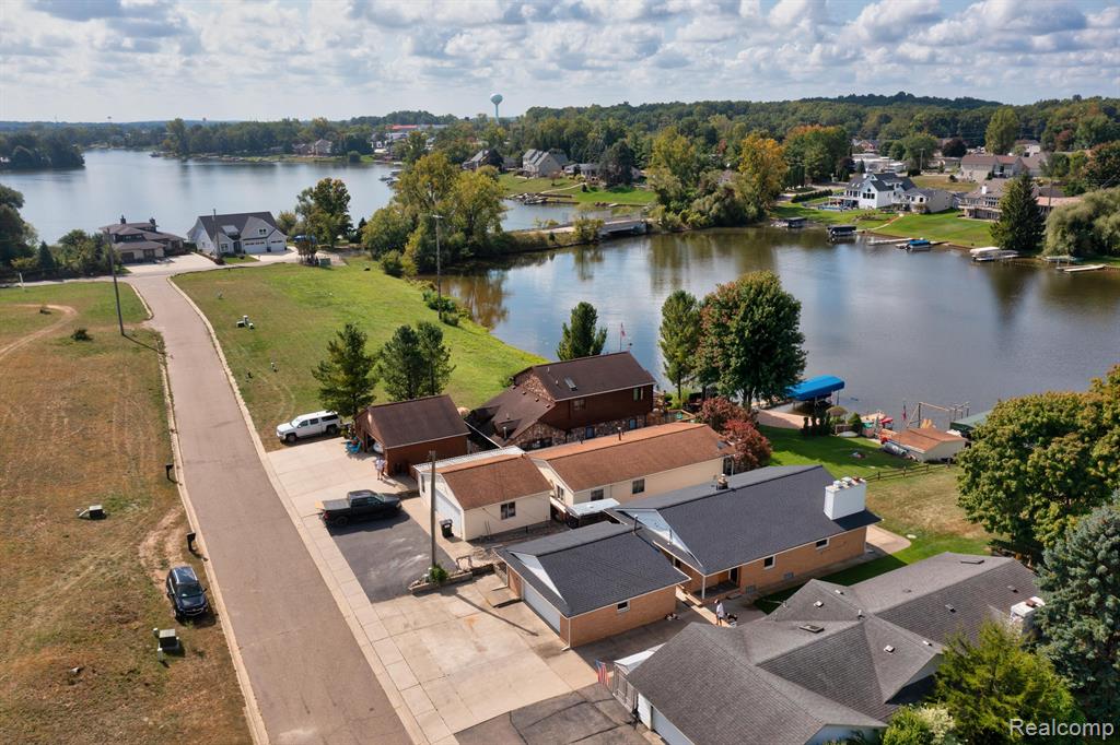 2615 WOODLAND COVE Drive, Brighton, MI 48114 — Photo 36