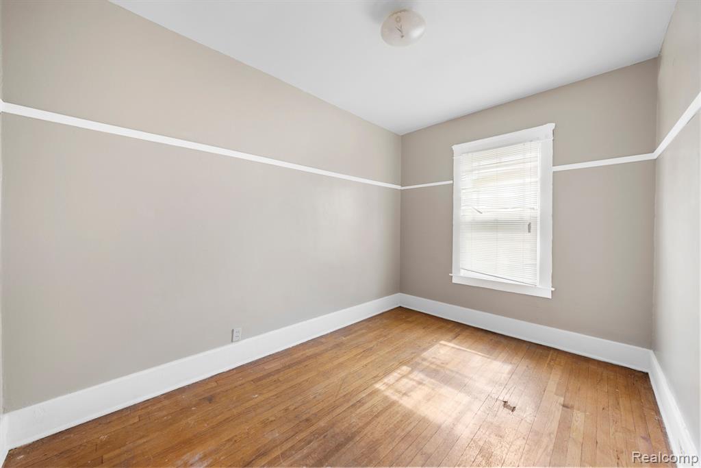 7334 WILDEMERE Street, Detroit, MI 48206 — Photo 35