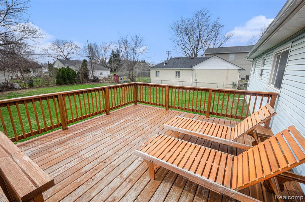 8100 RUSSELL Street, Shelby Twp, MI 48317 — Photo 20