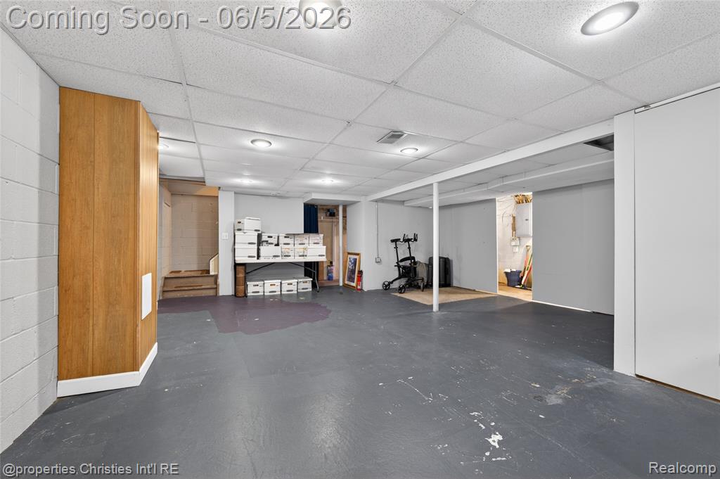 475 Henley Drive, Bloomfield Hills, MI 48304 — Photo 33