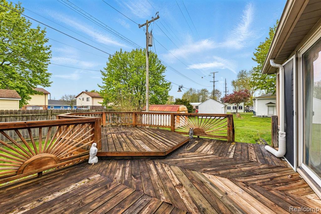 323 WARD Street, Marine, MI — Photo 17