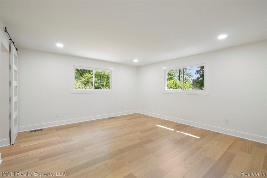 4089 Aberdeen Court, West Bloomfield, MI 48323 — Photo 30