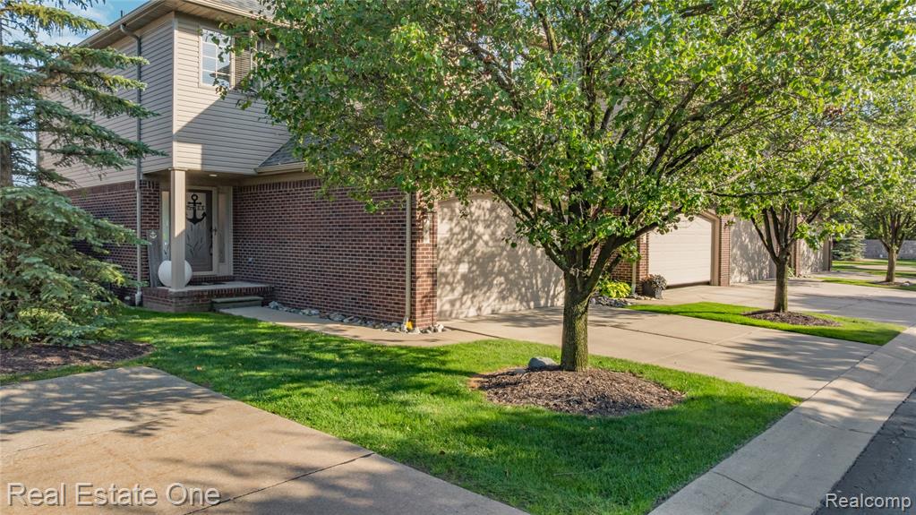 47630 Lorie Lane, New Baltimore, MI 48047 — Photo 52