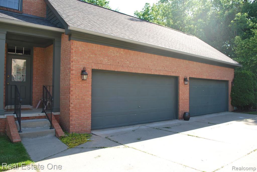 49664 TAFT Lane, Canton, MI 48188 — Photo 81