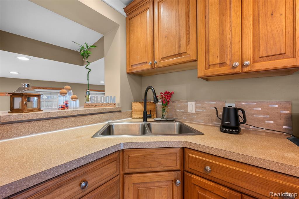 13321 Rosedale Street, Southgate, MI 48195 — Photo 11