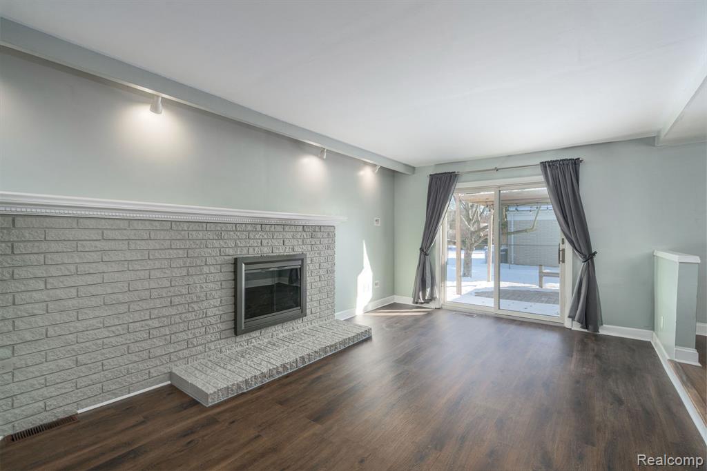 39618 Birchwood Drive, Plymouth, MI 48170 — Photo 21