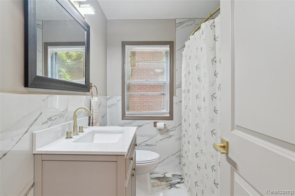 9585 Asbury Park, Detroit, MI 48227 — Photo 18