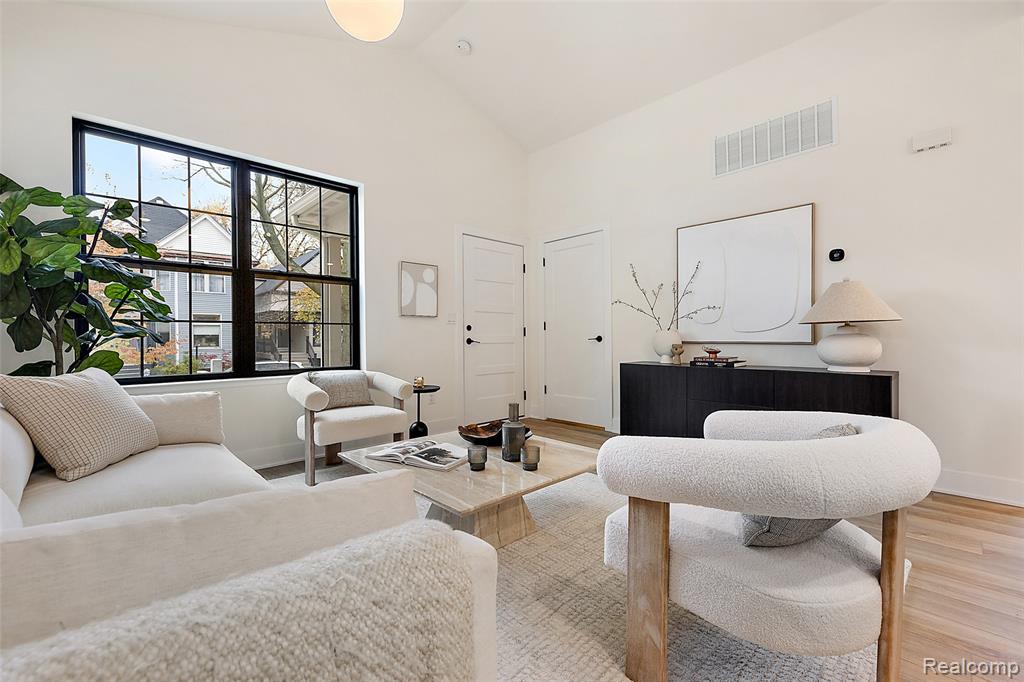 8748 Agnes Street - Photo 4