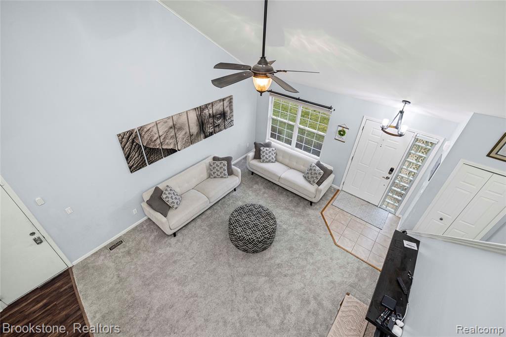 510 Woodland Hills Drive, Walled Lake, MI 48390 — Photo 29