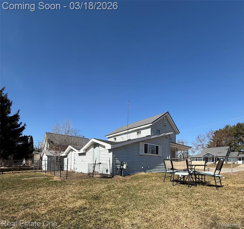 200 S Hayes Street, Farwell, MI 48622 — Photo 3