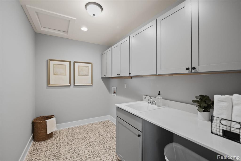 4205 CHICKADEE Court, Ann Arbor, MI 48103 — Photo 13
