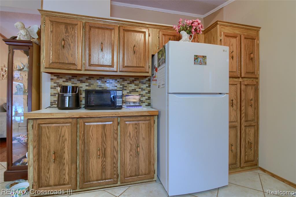 48620 Wear Road Road, Belleville, MI 48111 — Photo 7