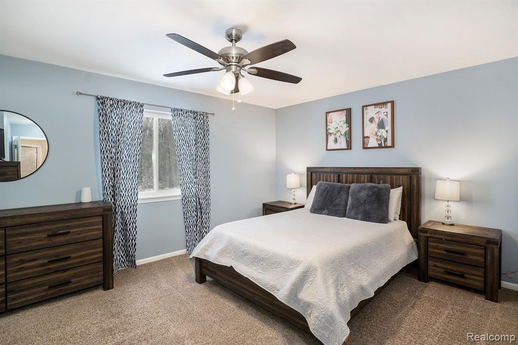 9447 APPLE Court, Fenton, MI 48430 — Photo 11