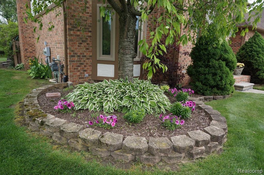 49954 Willowood Drive, Macomb, MI 48044 — Photo 50