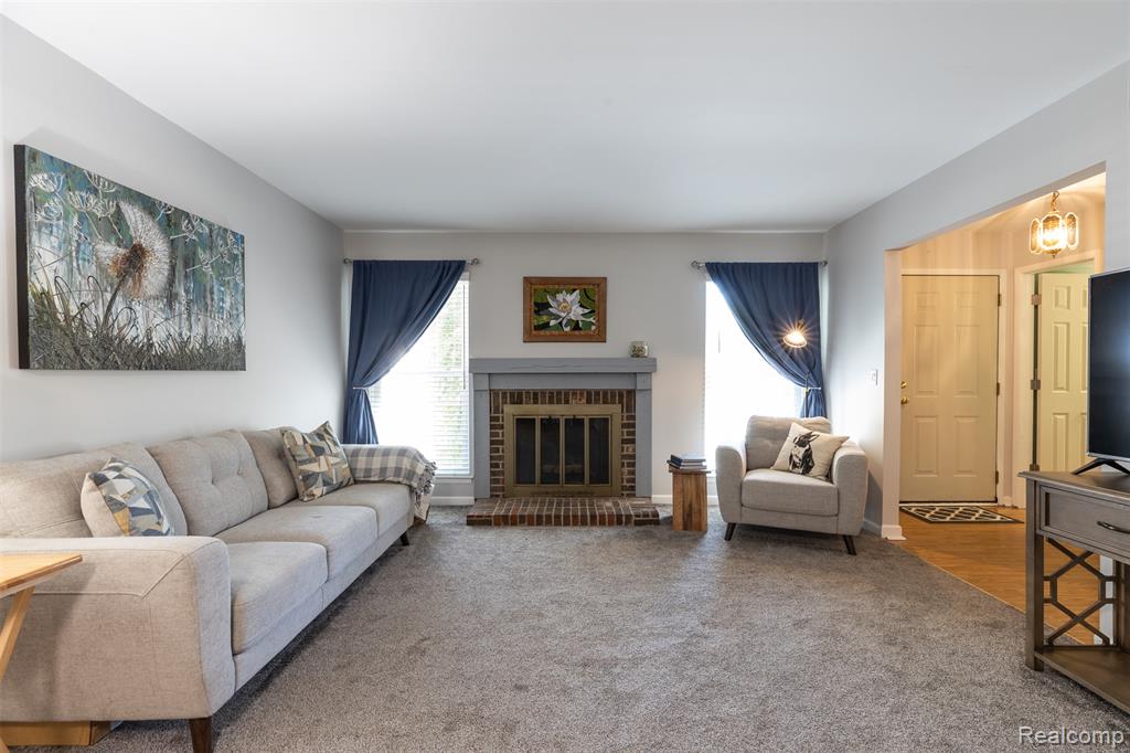 42126 Pellston Drive, Northville, MI 48167 — Photo 4