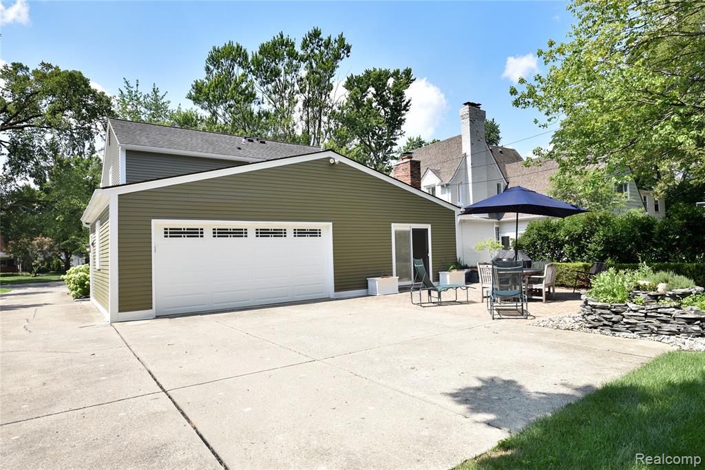 31690 Glencoe Drive, Beverly Hills, MI 48025 — Photo 32