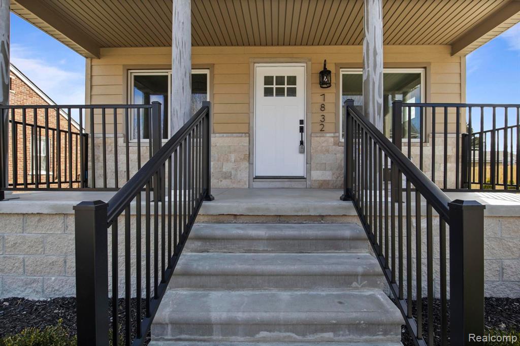 7832 CHASE RD, Dearborn, MI 48126 — Photo 5